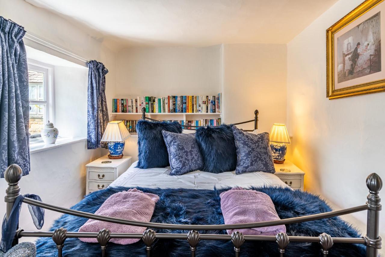 Forsythia Cottage バートン・オン・ザ・ウォーター エクステリア 写真